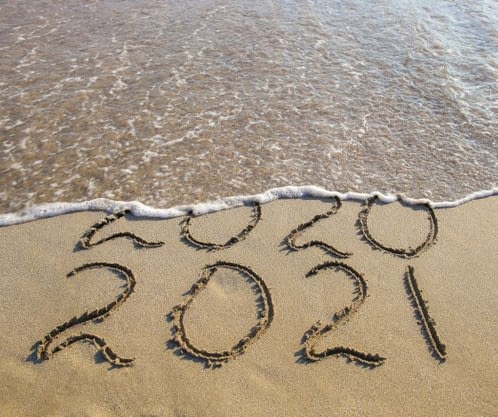 2020 2021 hourglass sand time running out 3d